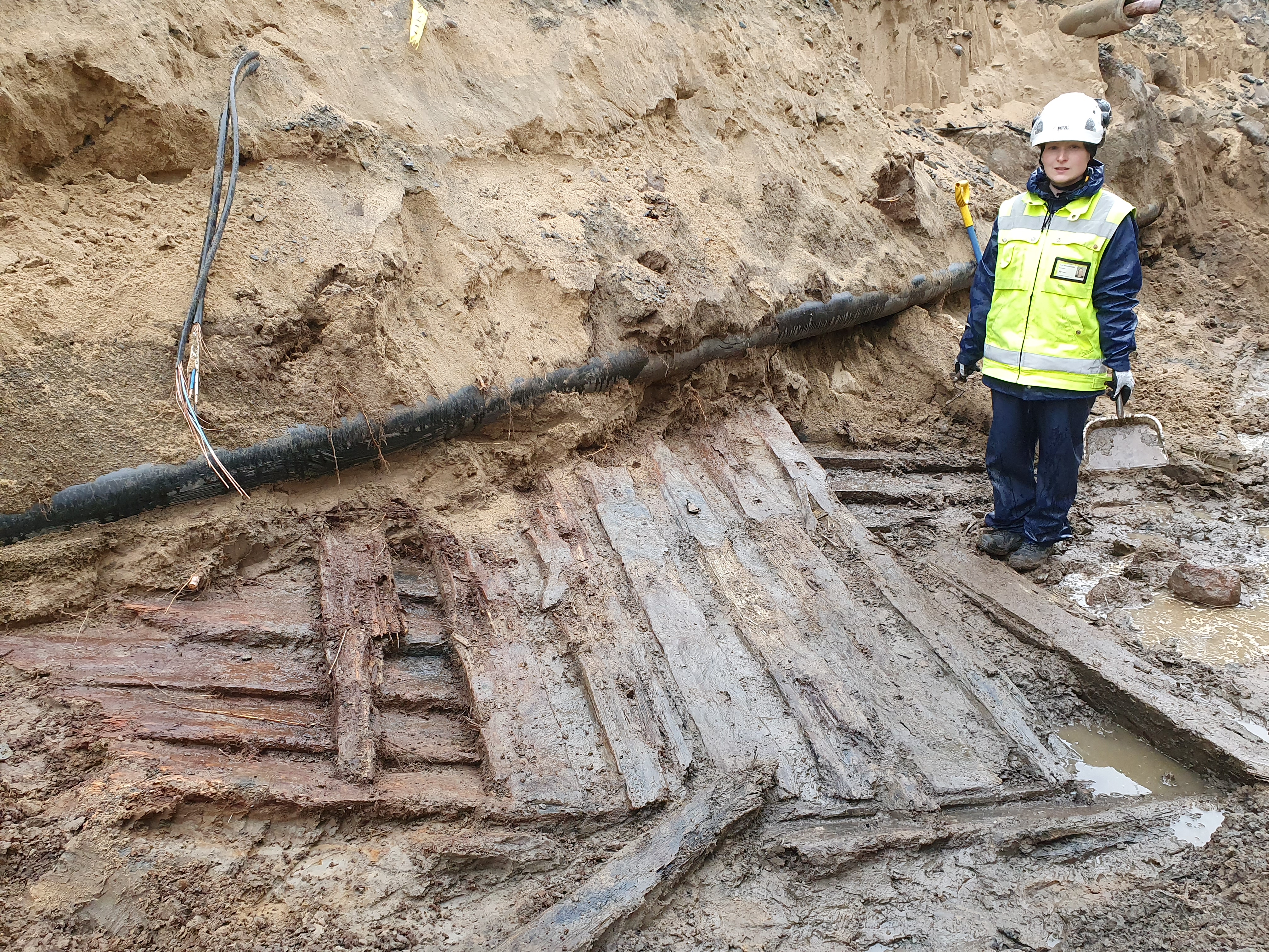 Oulussa löytyi pysäköintialueen kaivutöissä laivan hylky