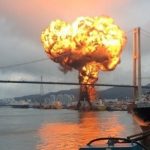 Kaksi öljytankkeria tulessa Etelä-Koreassa