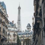 Neljä poliisia puukotettu kuoliaaksi Pariisissa