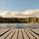 1000 suomalaista: Korona-aika vahvistanut suomalaisten kaipuuta vesistöjen ääreen – naapurisopu yllättäen jopa parantunut