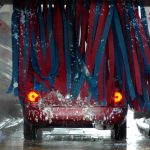 Auton puhdistaminen on ennen kaikkea turvallisuusteko – Nämä kannattaa ottaa tavaksi